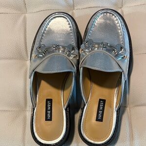 Nine West Metallic Silver Loafers NWOT